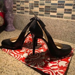 😍NEW~INC BLACK HEELS (IMITATION OF SNAKE LEATHER)